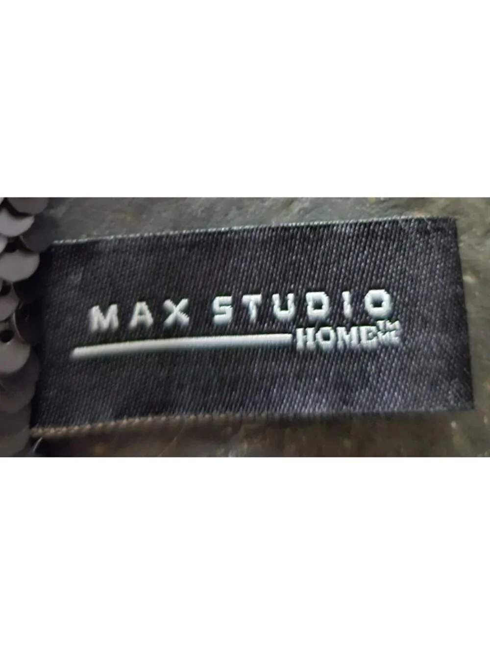 Max Studio Home Reversible Black Gold Skull Sequin Table Runner Halloween Decor